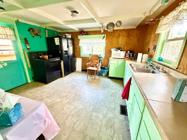 $175,500 | 458 Birch Street, Bangor, ME 04401