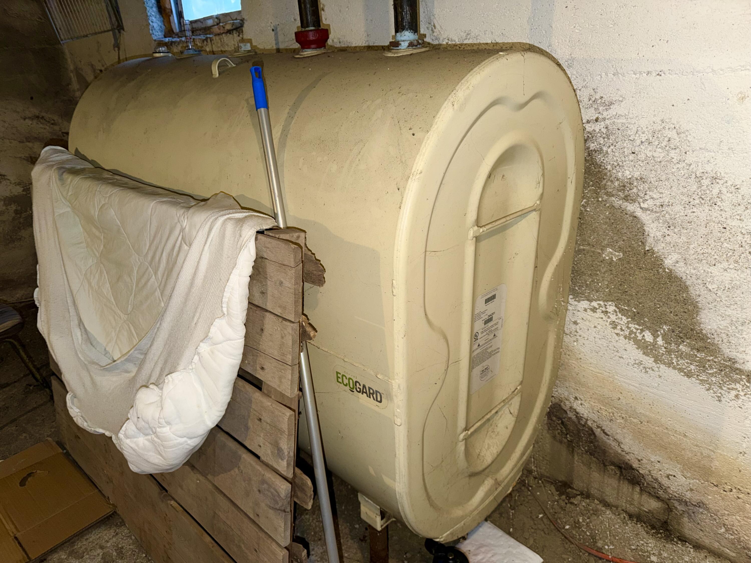 458 Birch Street Bangor, ME 04401 - Photo 44 of 48 275 Gallon Oil Tank