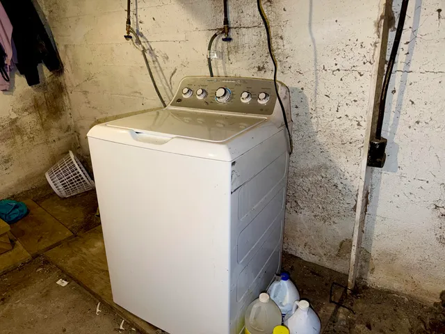 $175,500 | 458 Birch Street, Bangor, ME 04401