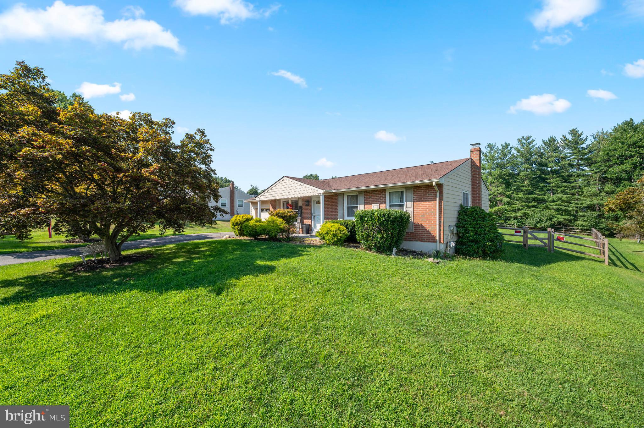 920 Independence Road Norristown, PA 19403 - Photo 2 of 25 Gallery Image 2