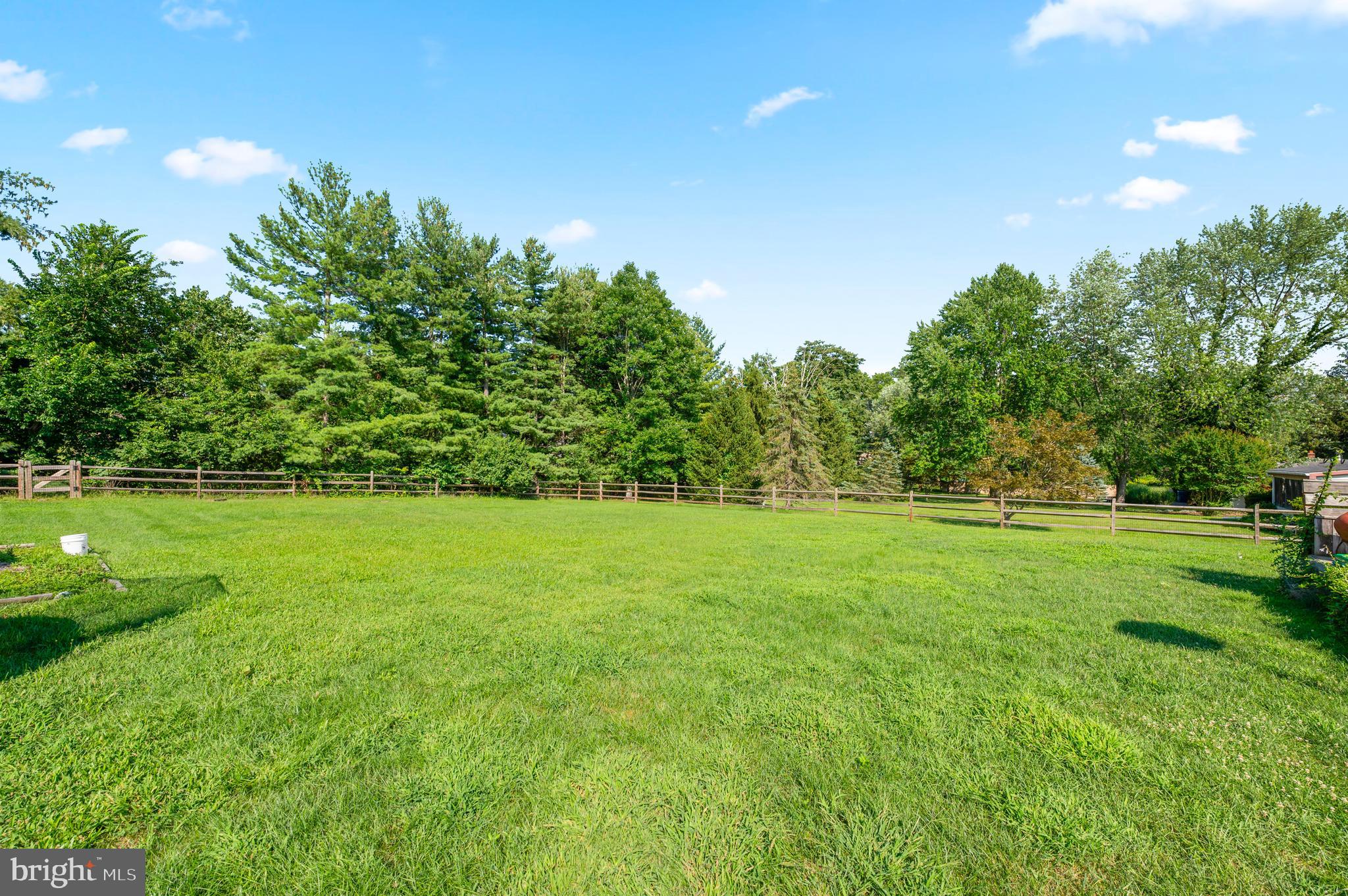 920 Independence Road Norristown, PA 19403 - Photo 5 of 25 Gallery Image 5