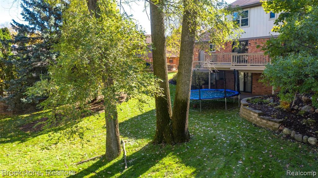 937 Ten Point Drive Rochester Hills, MI 48309 - Photo 12 of 40