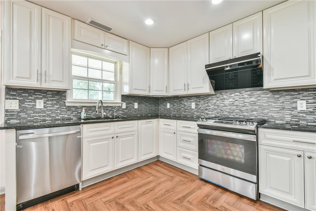 778 Roxholly Lane Northeast Buford, GA 30518 - Photo 20 of 40