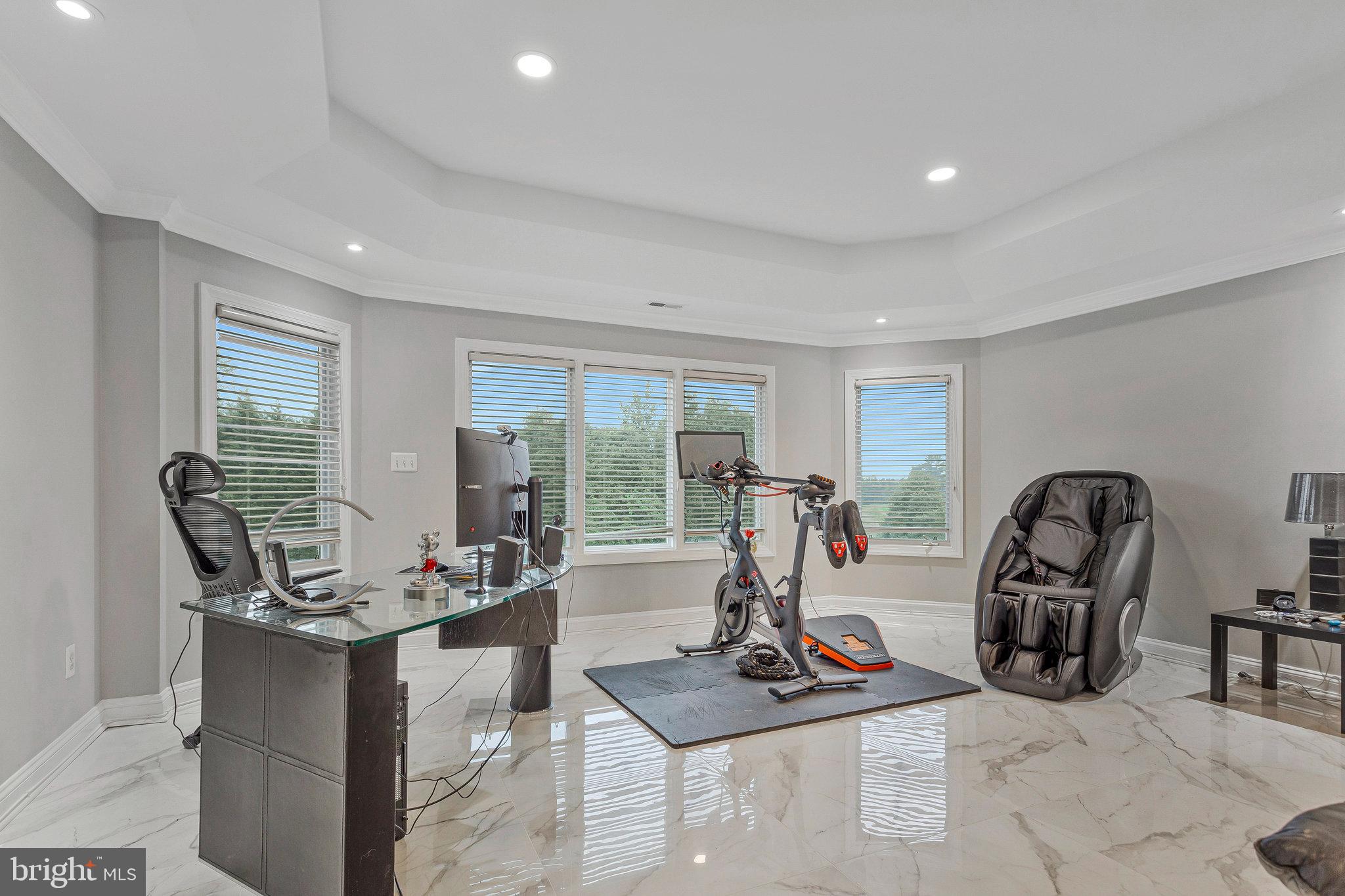 2901 George Howard Way Davidsonville, MD 21035 - Photo 32 of 70 a view of a livingroom with furniture and a window