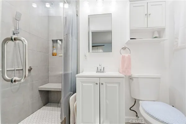 $840,000 | 11474 Gladstone Avenue, Sylmar, CA 91342