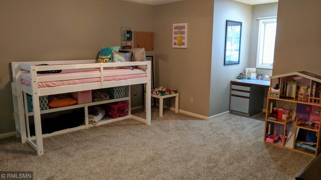 2718 Bamber Lane Southwest Rochester, MN 55902 - Photo 11 of 23