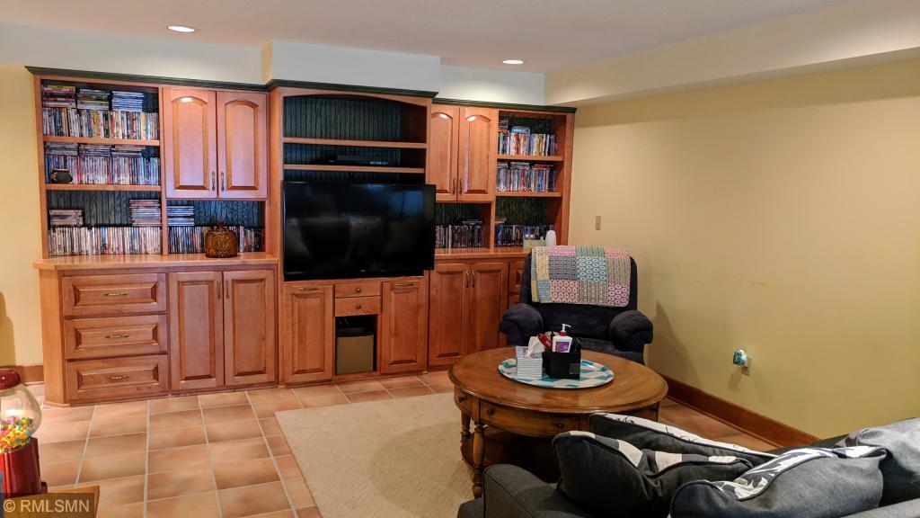 2718 Bamber Lane Southwest Rochester, MN 55902 - Photo 17 of 23