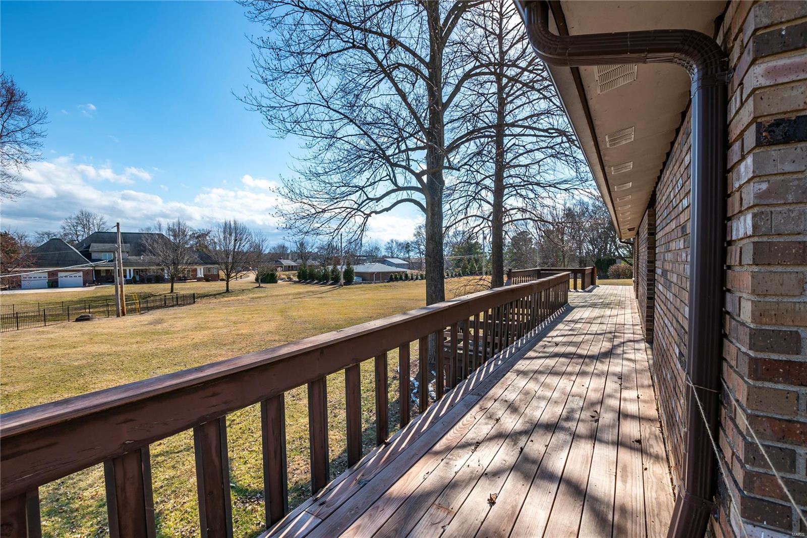 8 Daybreak Estates St. Louis, MO 63128 - Photo 7 of 15