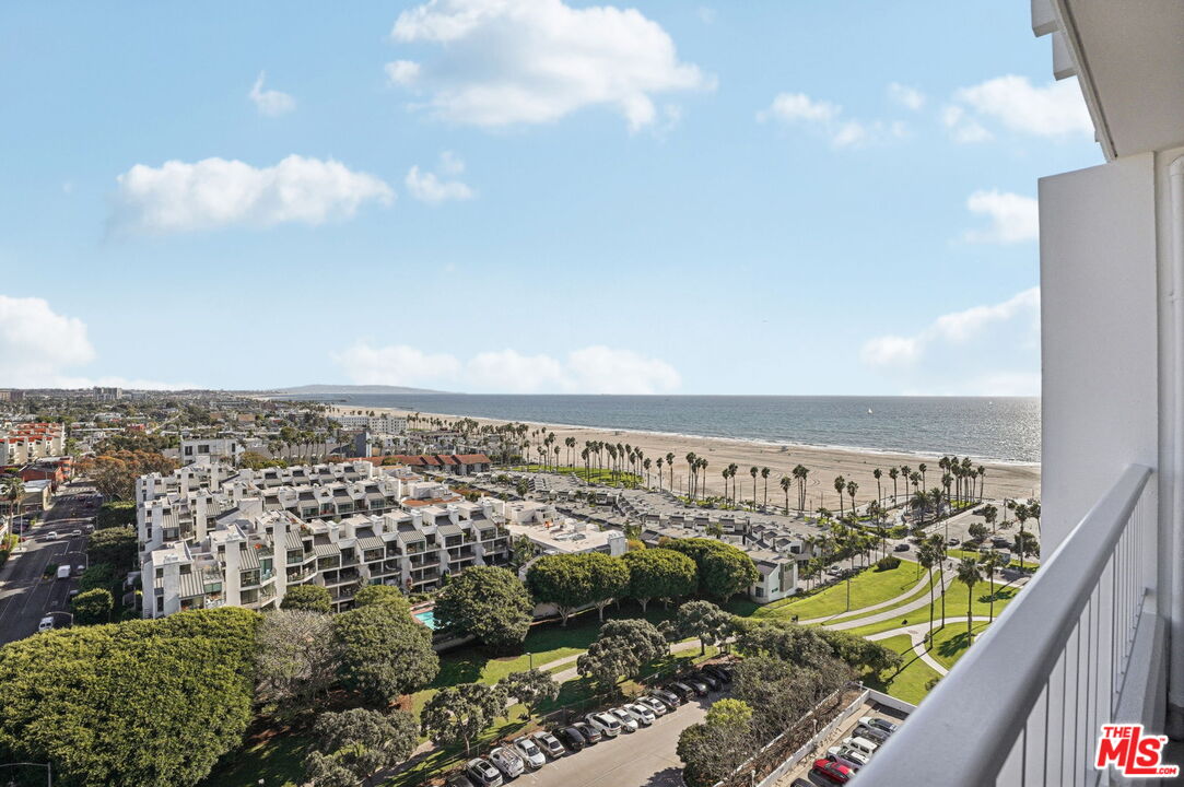 2700 Neilson Way, Unit 1516 Santa Monica, CA 90405 - Photo 15 of 42