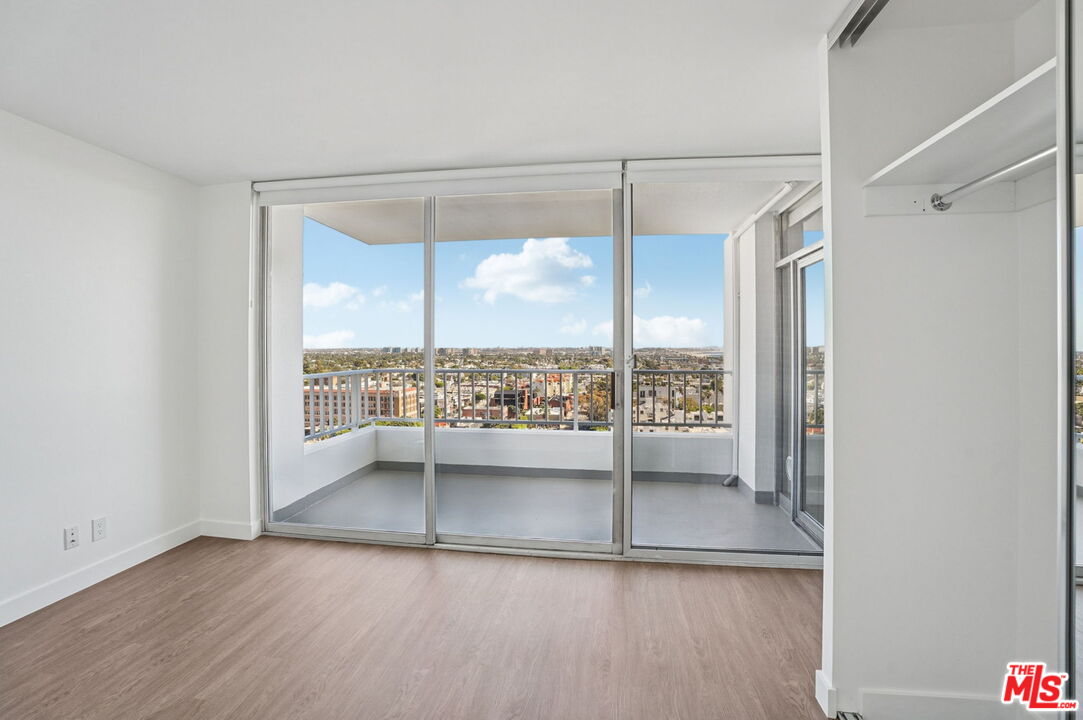 2700 Neilson Way, Unit 1516 Santa Monica, CA 90405 - Photo 16 of 42