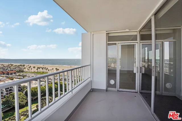 $6,995 | 2700 Neilson Way, Unit 1516, Santa Monica, CA 90405