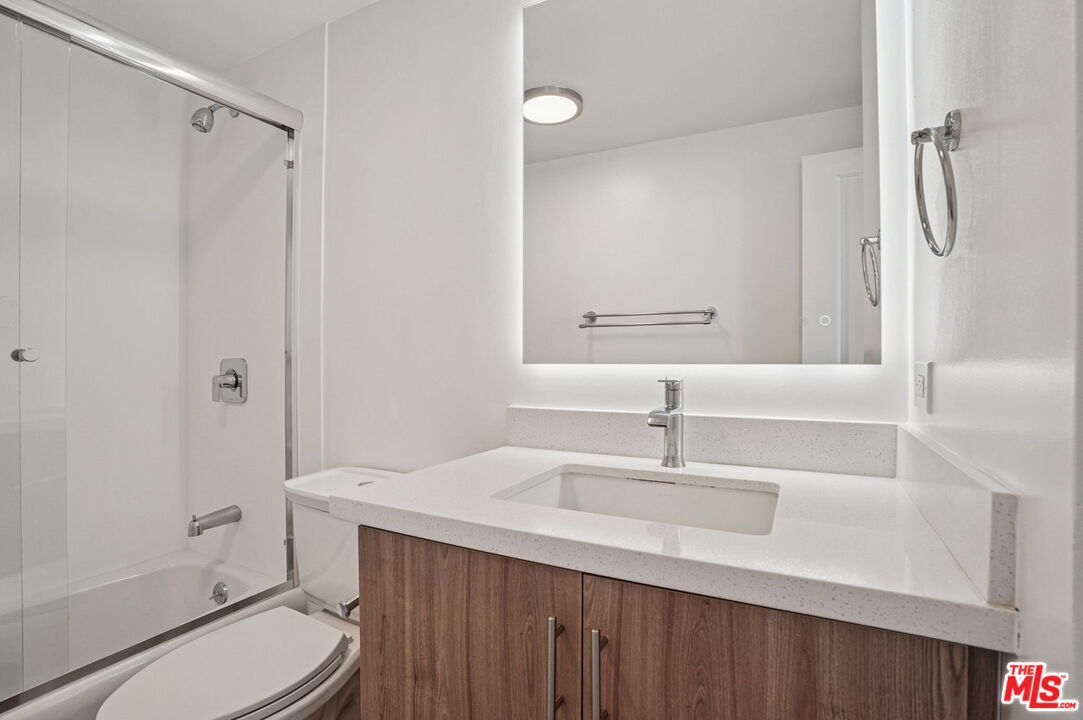 2700 Neilson Way, Unit 1516 Santa Monica, CA 90405 - Photo 21 of 42