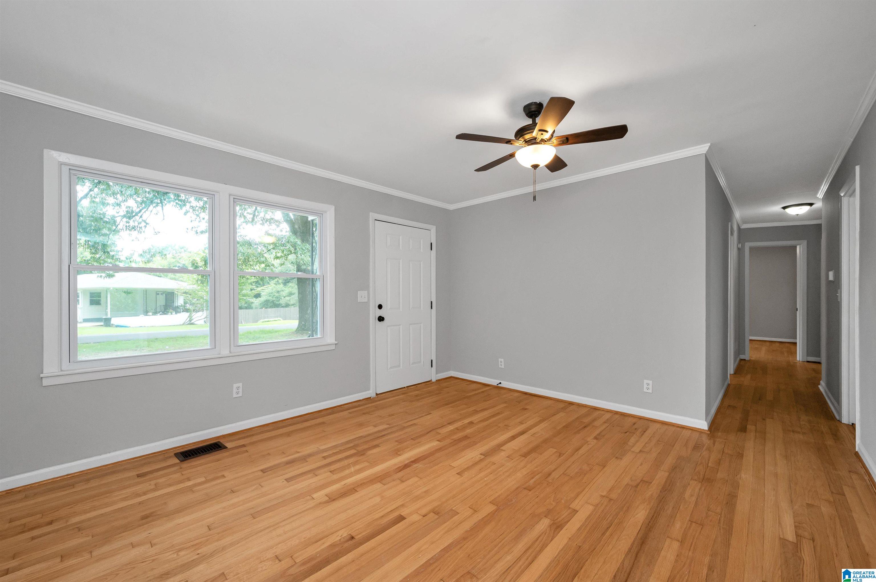 200 Maple Way Birmingham, AL 35215 - Photo 3 of 26
