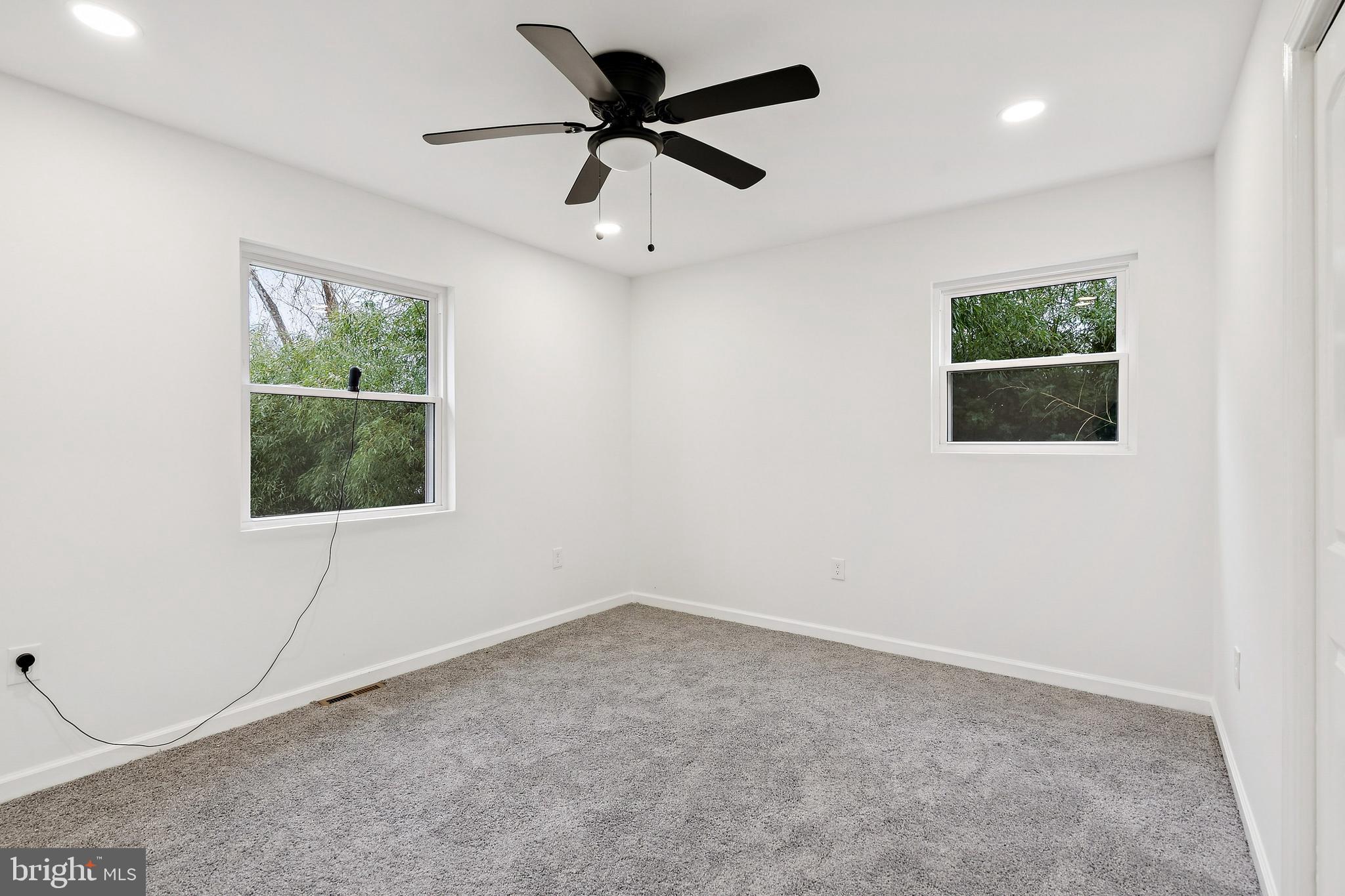 911 Allison Road Burlington, NJ 08016 - Photo 18 of 31 Gallery Image 18