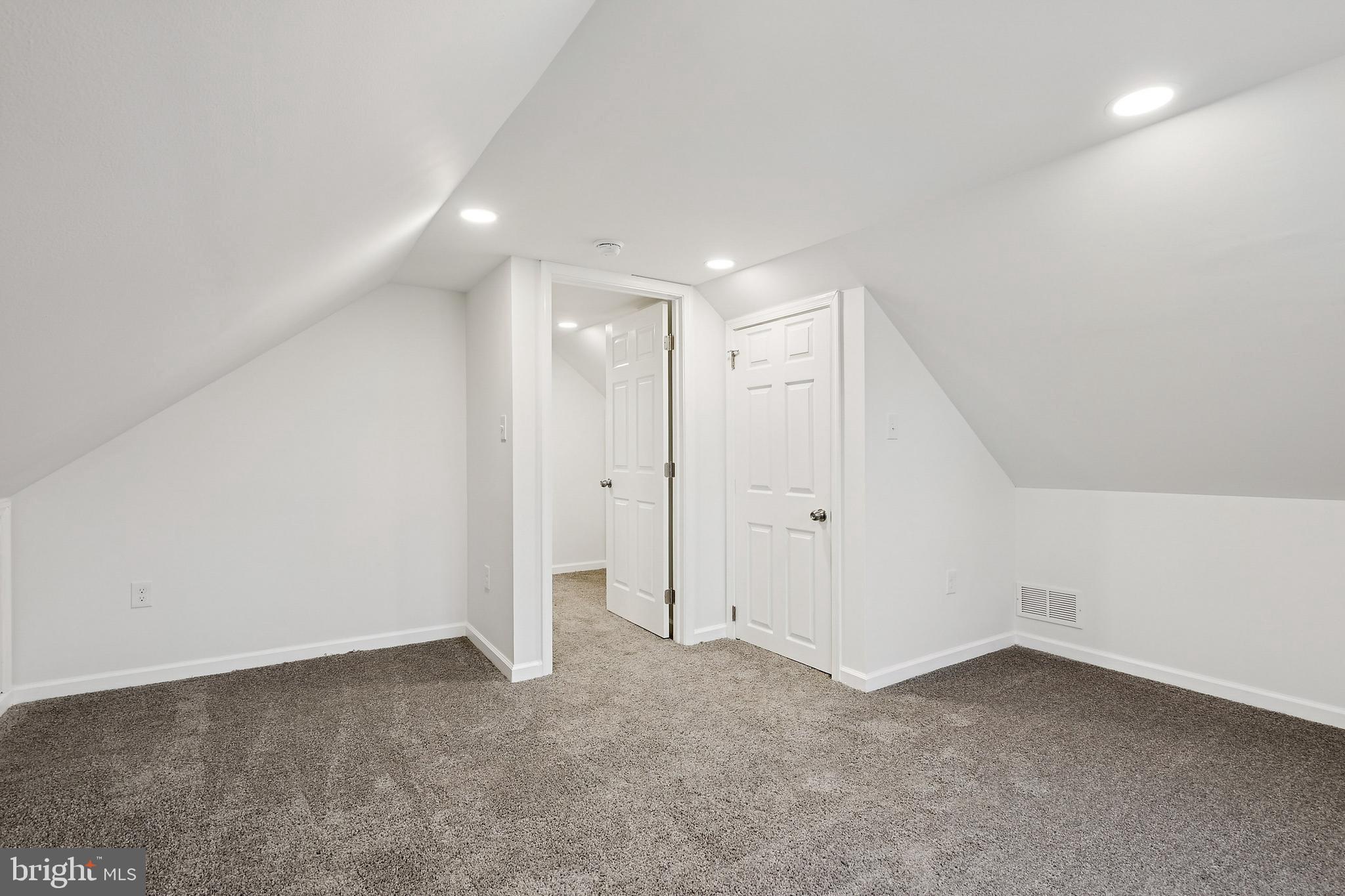 911 Allison Road Burlington, NJ 08016 - Photo 23 of 31 Gallery Image 23