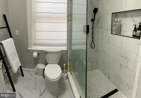 $4,500 | 1229 12th Street Northwest, Unit 201, Washington, DC 20005