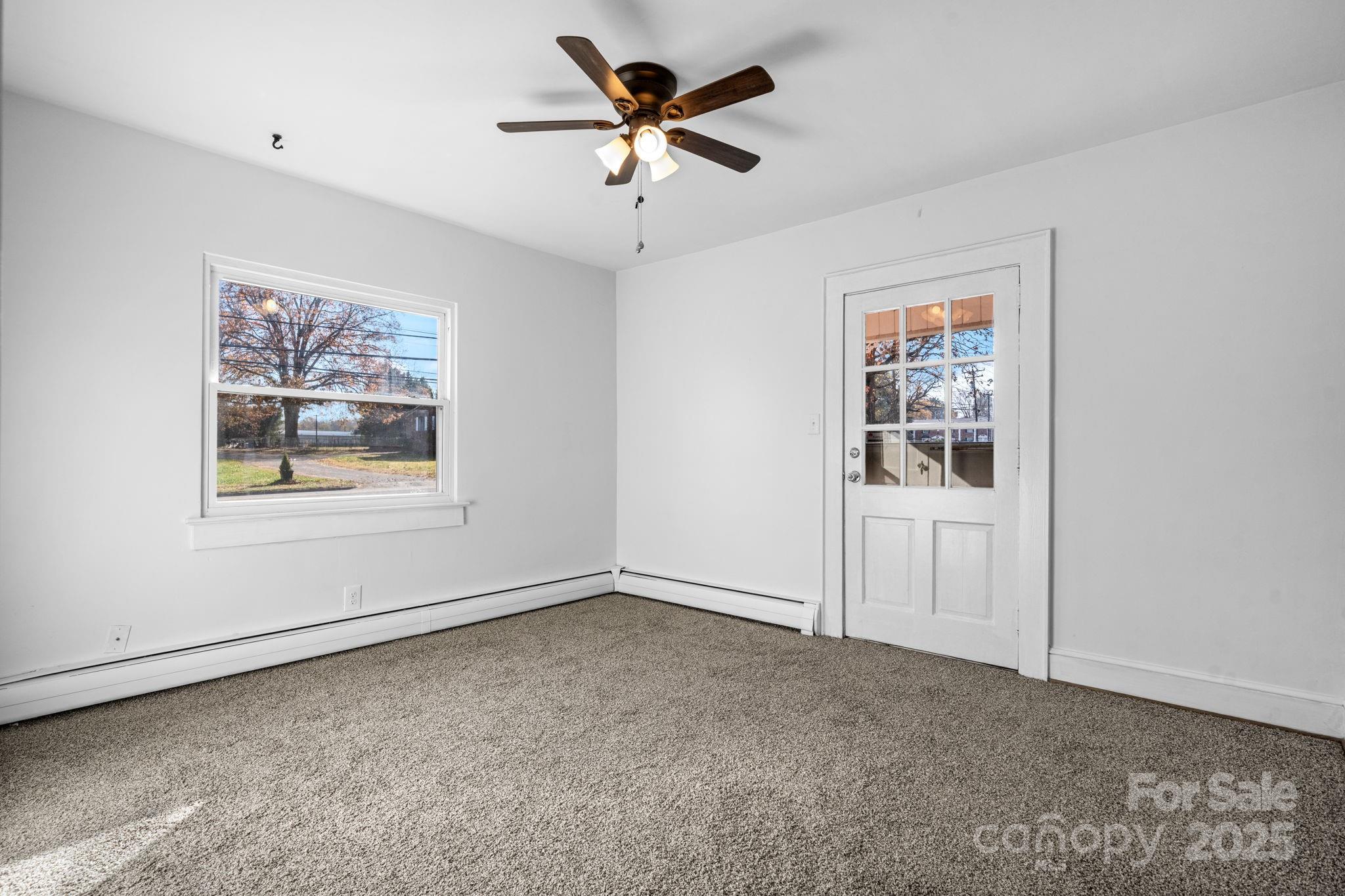 313 17th Street Northwest Hickory, NC 28601 - Photo 13 of 47