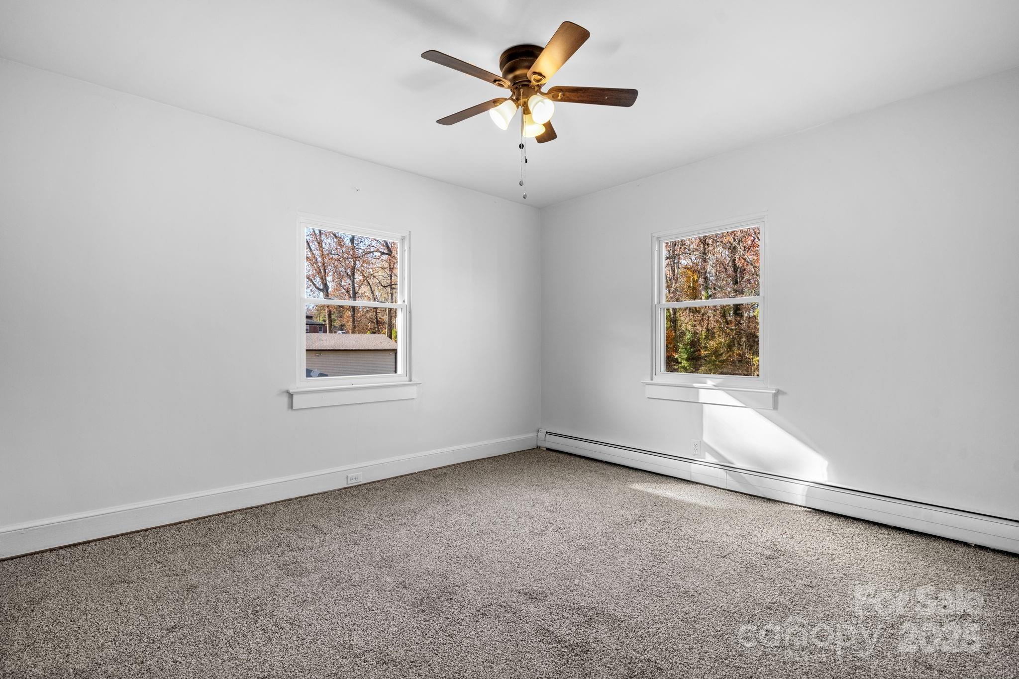 313 17th Street Northwest Hickory, NC 28601 - Photo 14 of 47