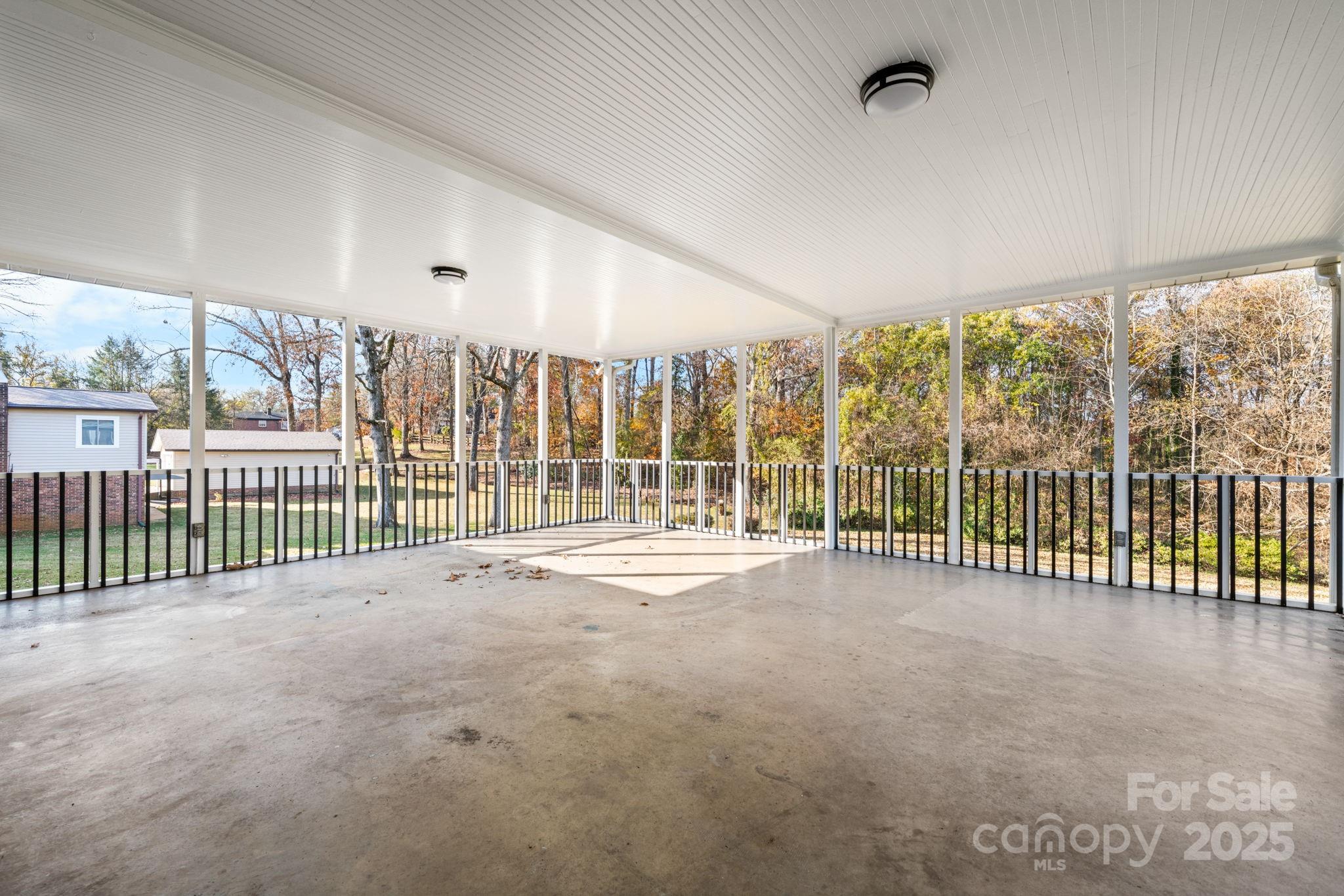 313 17th Street Northwest Hickory, NC 28601 - Photo 16 of 47