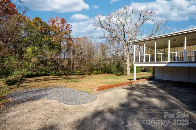 $314,999 | 313 17th Street Northwest, Hickory, NC 28601