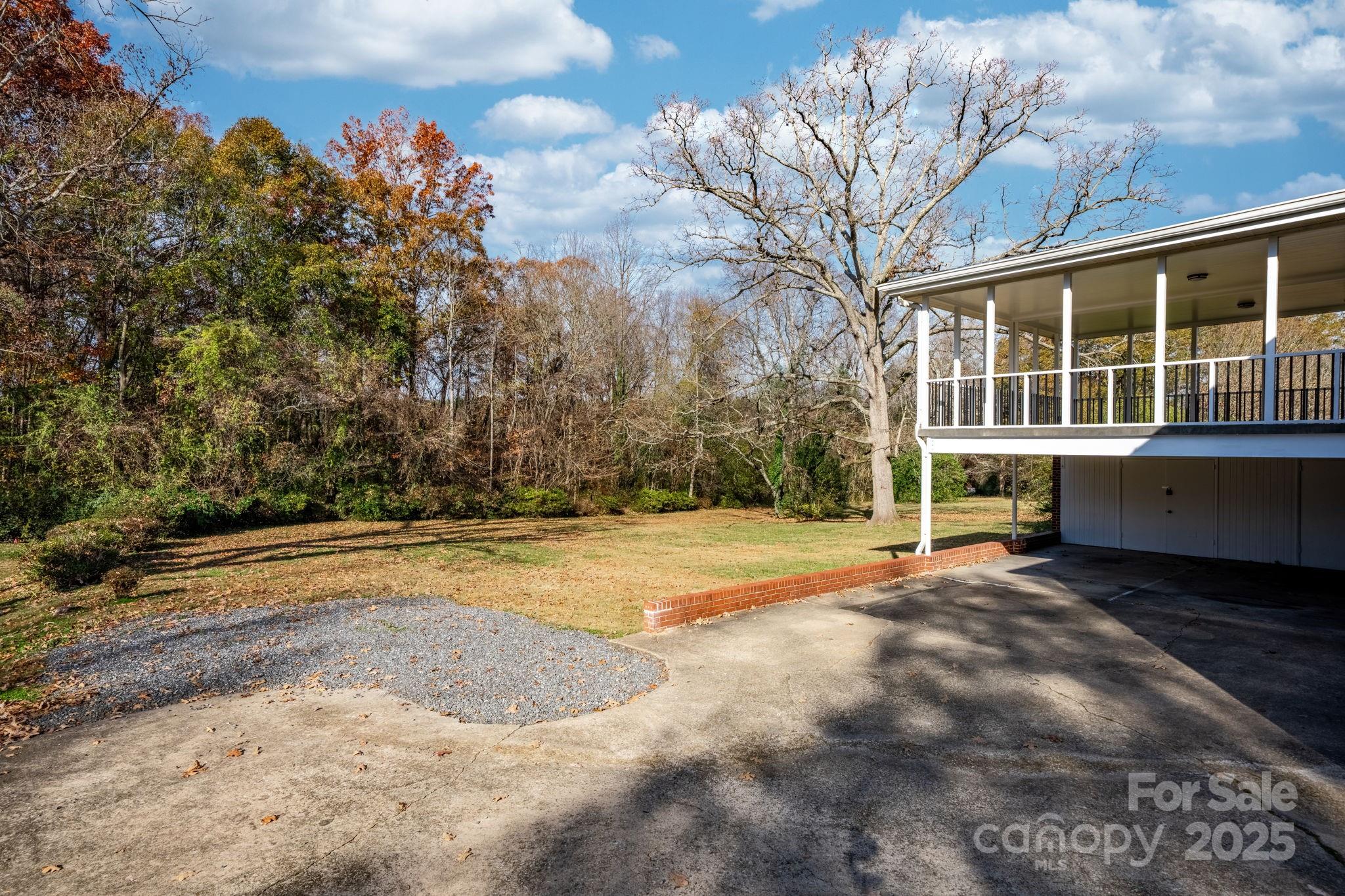 313 17th Street Northwest Hickory, NC 28601 - Photo 38 of 47