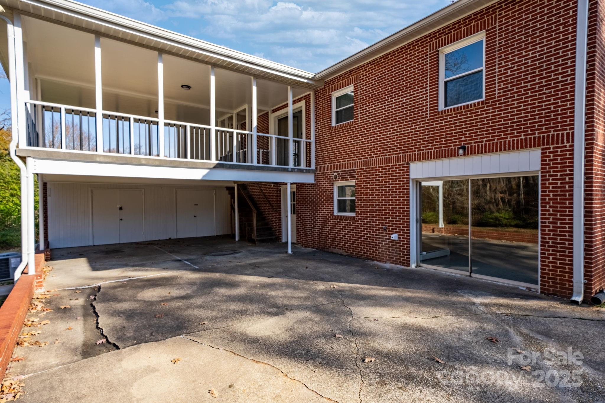 313 17th Street Northwest Hickory, NC 28601 - Photo 39 of 47