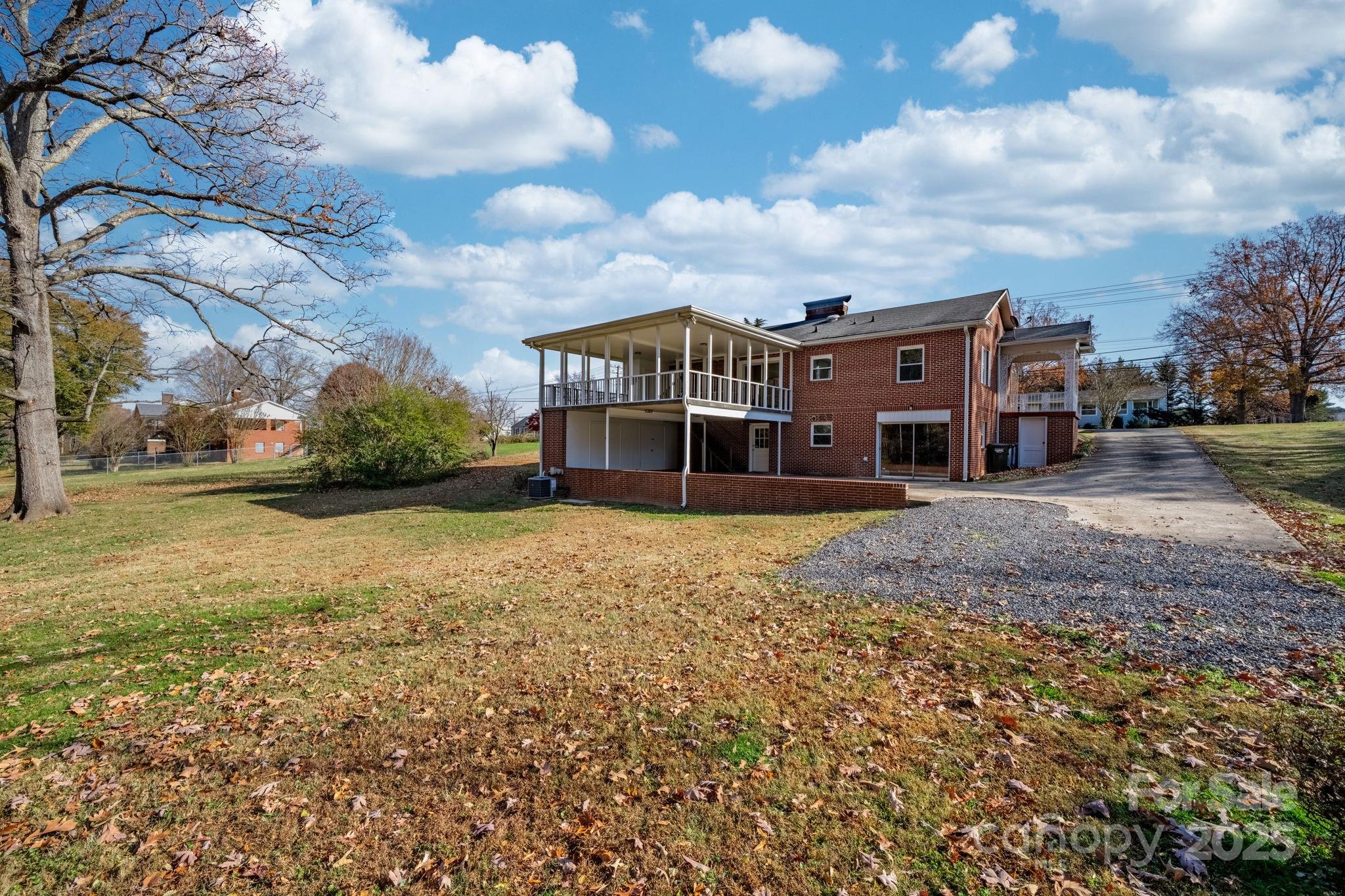 313 17th Street Northwest Hickory, NC 28601 - Photo 40 of 47