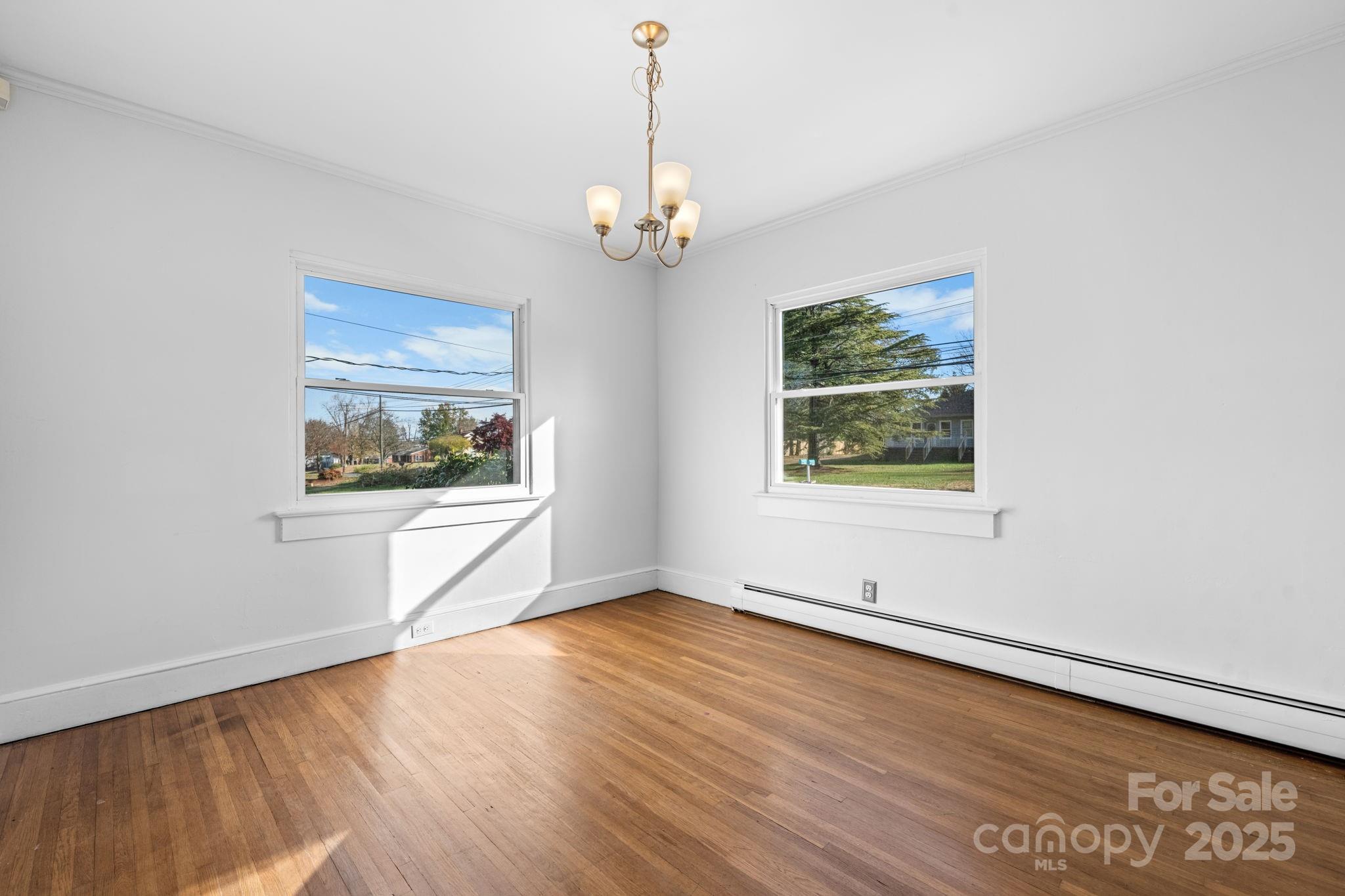 313 17th Street Northwest Hickory, NC 28601 - Photo 8 of 47