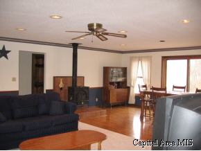 525 Jostes Road Springfield, IL 62712 - Photo 6 of 9