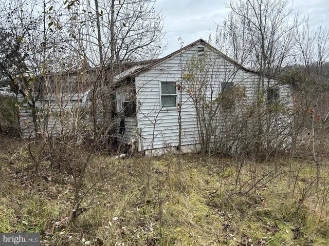 $439,000 | 9172 Lee Highway, Warrenton, VA 20186