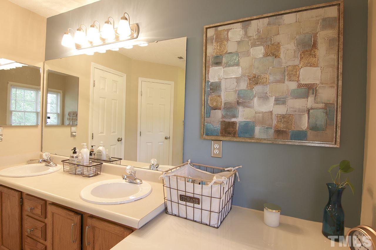 200 Rattan Bay Drive Raleigh, NC 27610 - Photo 14 of 22 Gallery Image 14