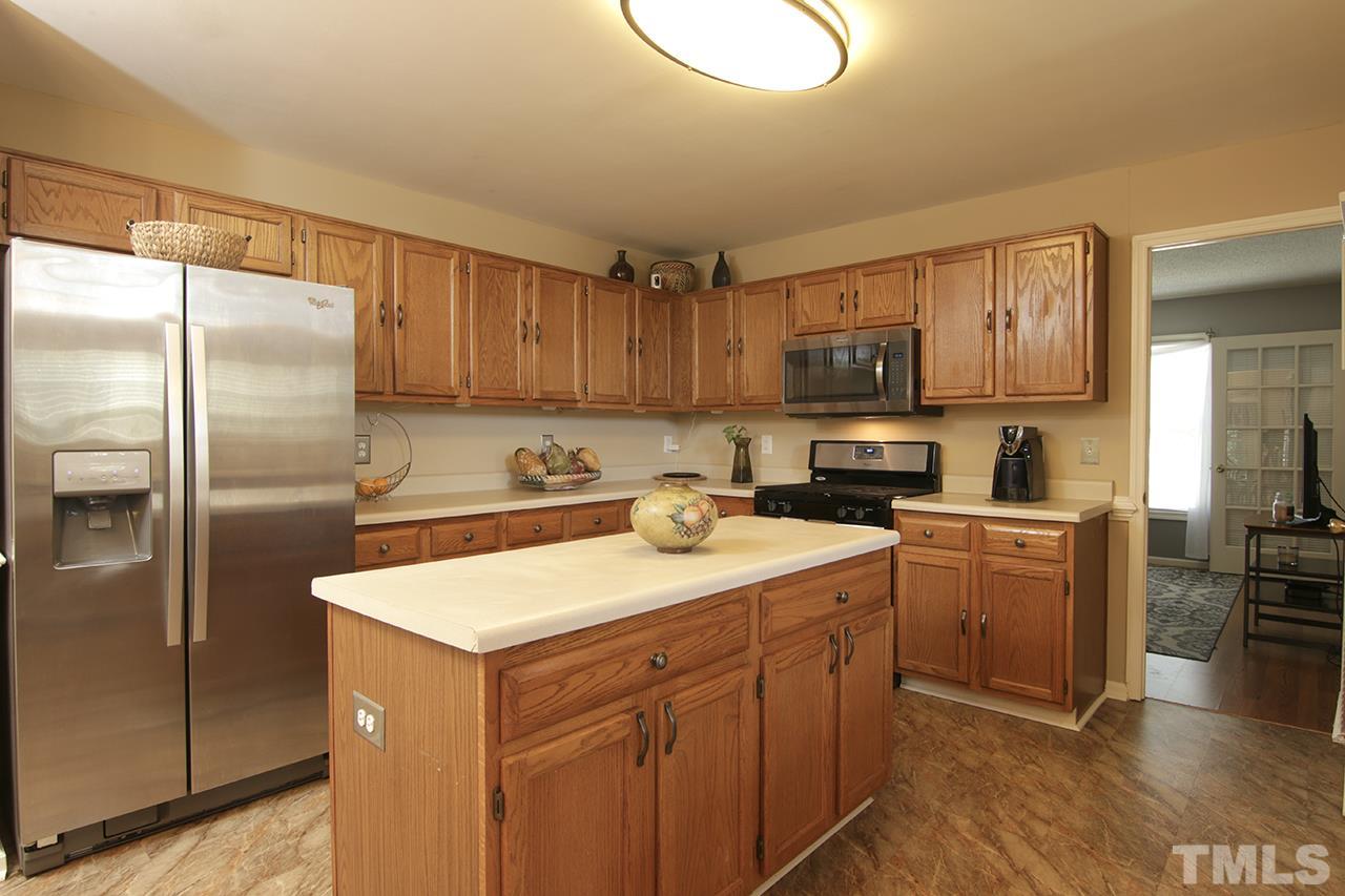 200 Rattan Bay Drive Raleigh, NC 27610 - Photo 5 of 22 Gallery Image 5