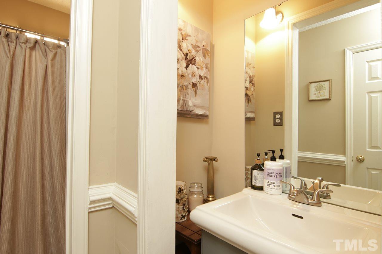 200 Rattan Bay Drive Raleigh, NC 27610 - Photo 9 of 22 Gallery Image 9