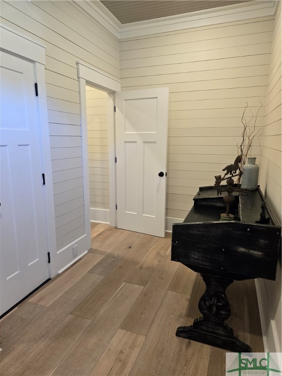 1318 Wilmington Island Road, Unit A Savannah, GA 31410 - Photo 18 of 22 Foyer/office