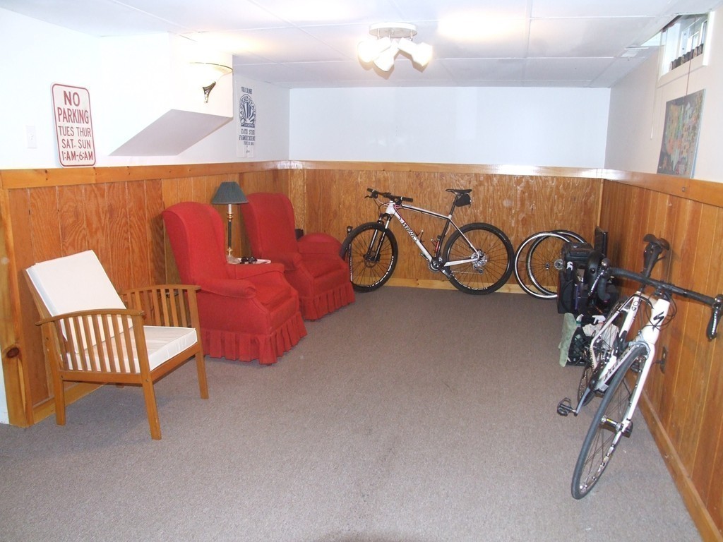 17 Chalmers Street Springfield, MA 01118 - Photo 27 of 30 Gallery Image 27