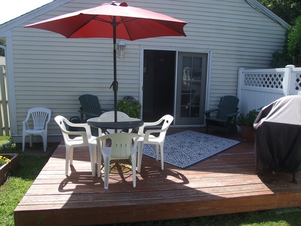 17 Chalmers Street Springfield, MA 01118 - Photo 8 of 30 Gallery Image 8