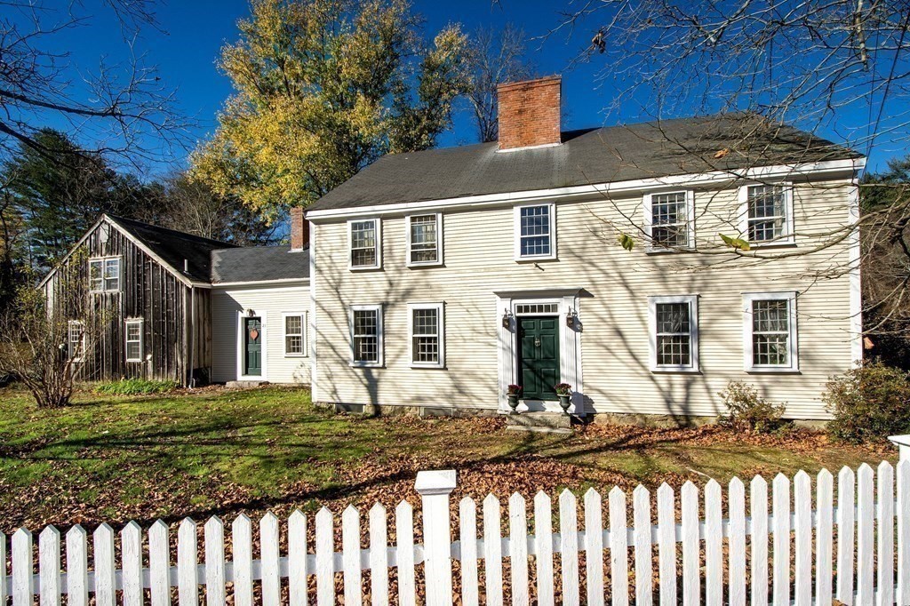 23 Wapping Road Kingston, MA 02364 - Photo 2 of 28 Gallery Image 2