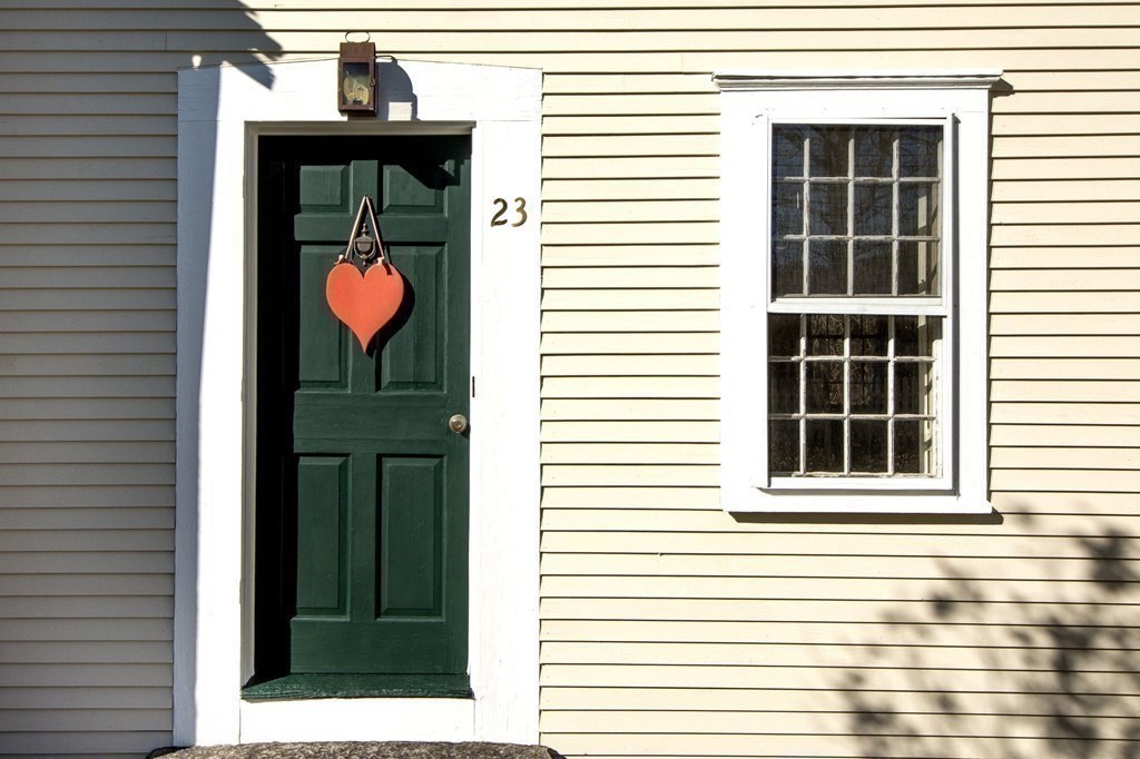 23 Wapping Road Kingston, MA 02364 - Photo 3 of 28 Gallery Image 3