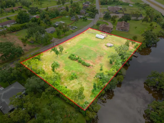 an aerial view of a garden