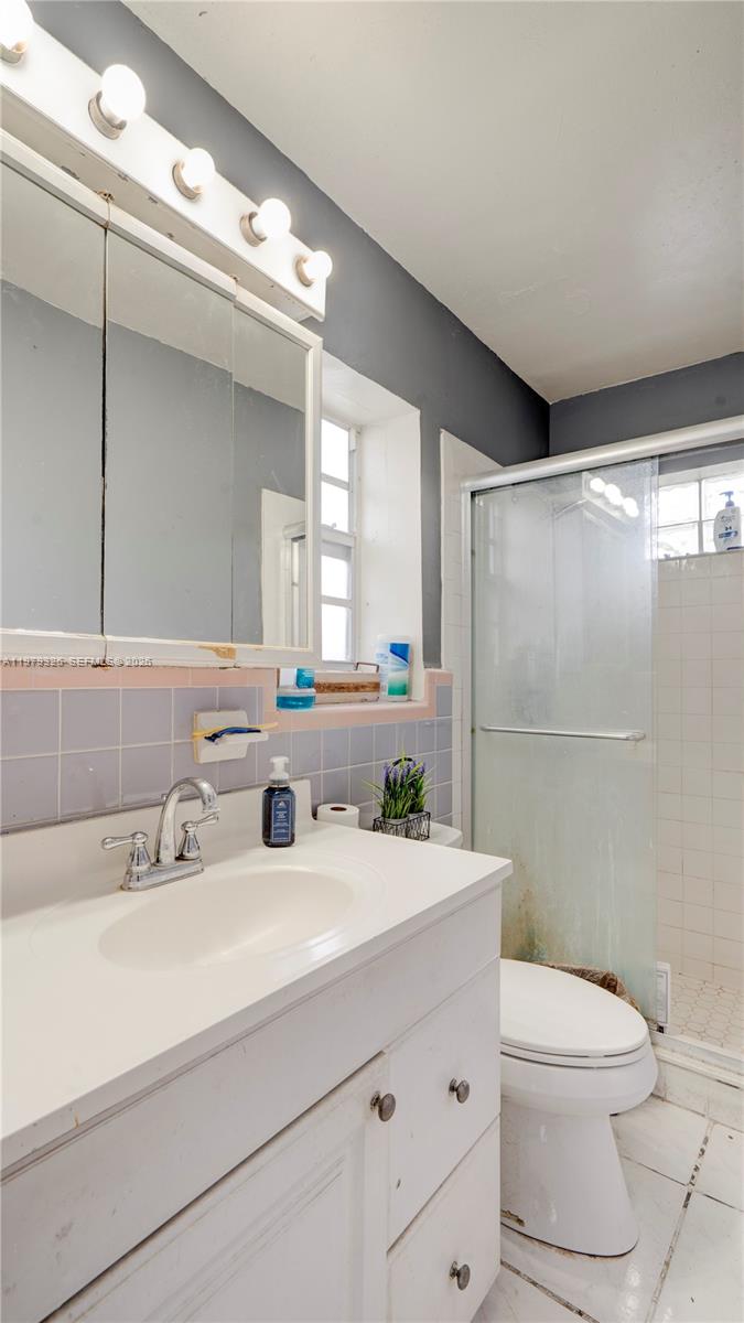 1715 Southwest 84th Avenue Miami, FL 33155 - Photo 38 of 59