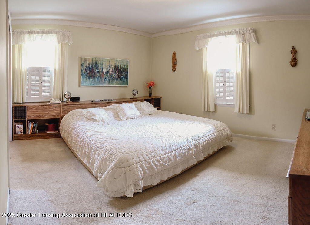 1717 Wellington Road Lansing, MI 48910 - Photo 23 of 57 LenonJamesPhoto22
