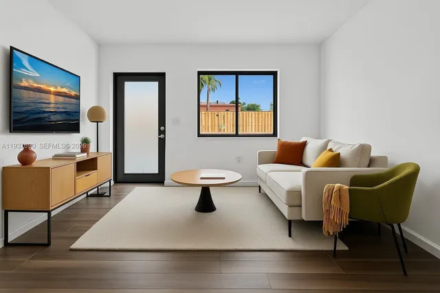 $1,475 | 1027 Southwest 3rd Street, Unit 5, Miami, FL 33130