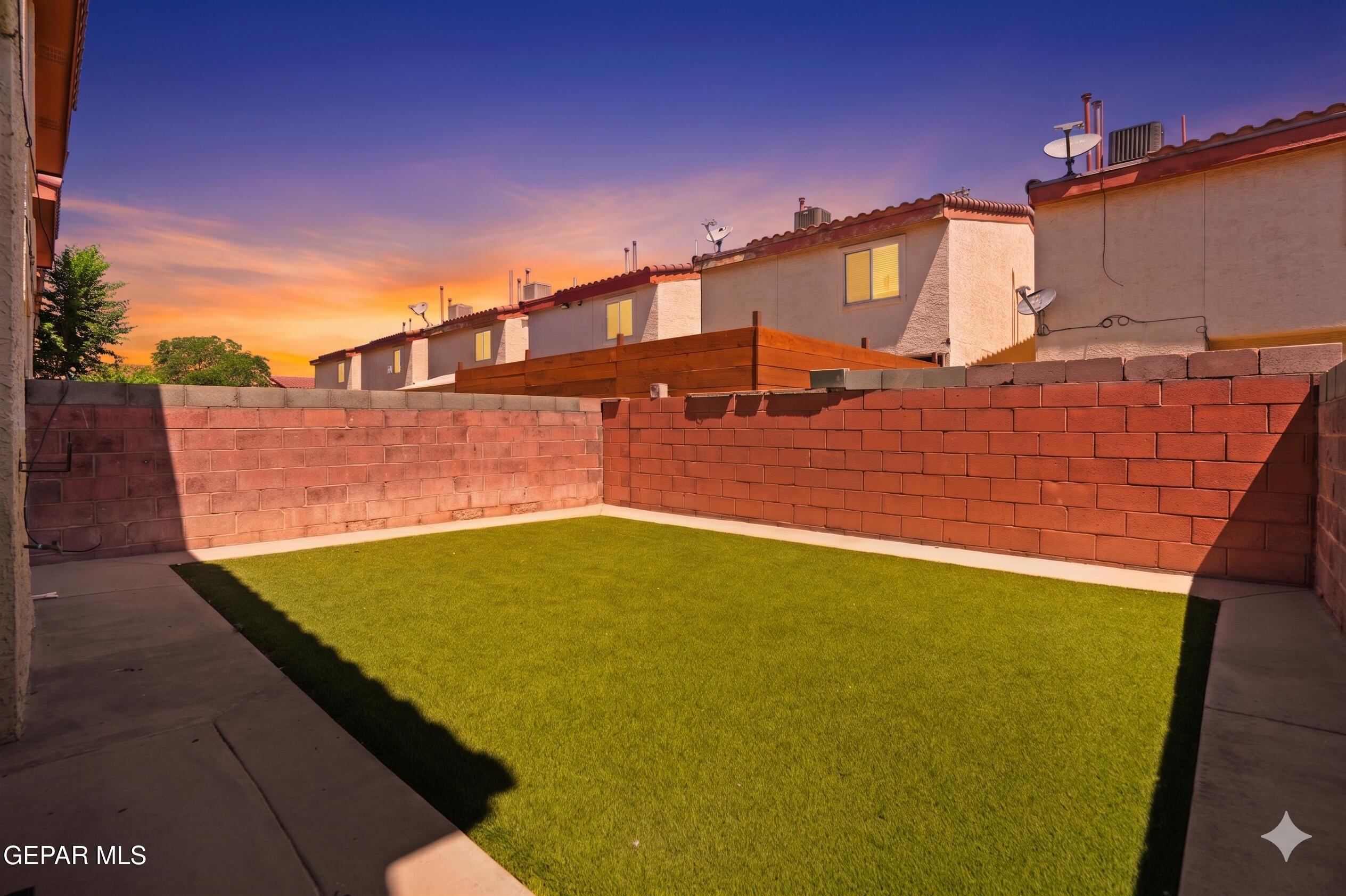 11023 Splendor Court El Paso, TX 79936 - Photo 28 of 43 Private Backyard Retreat