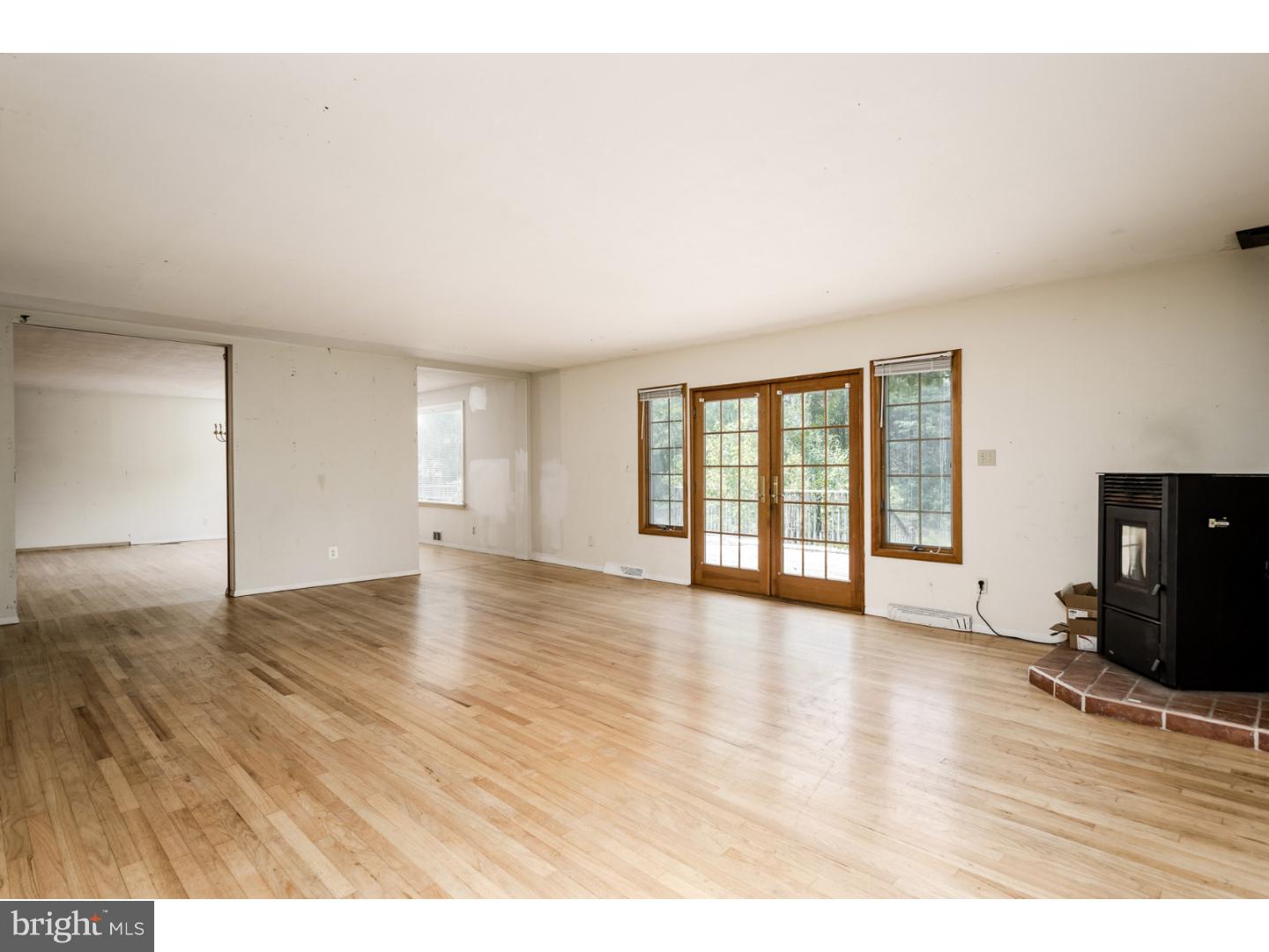 6 Cleveland Road West Princeton, NJ 08540 - Photo 3 of 23