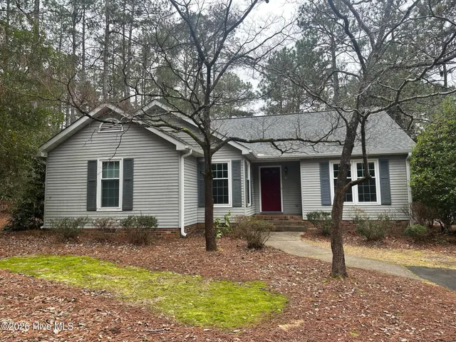 $1,850 | 1624 East Indiana Avenue, Unit 10, Southern Pines, NC 28387