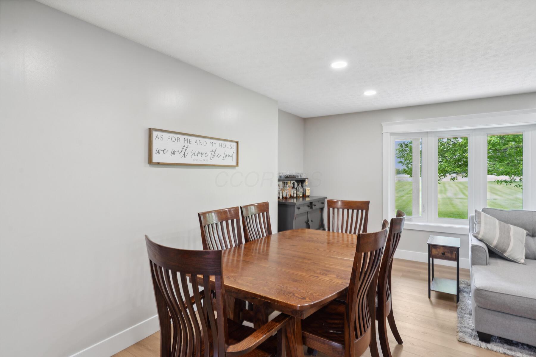 8944 Watkins Road Marysville, OH 43040 - Photo 31 of 61 Eating Space