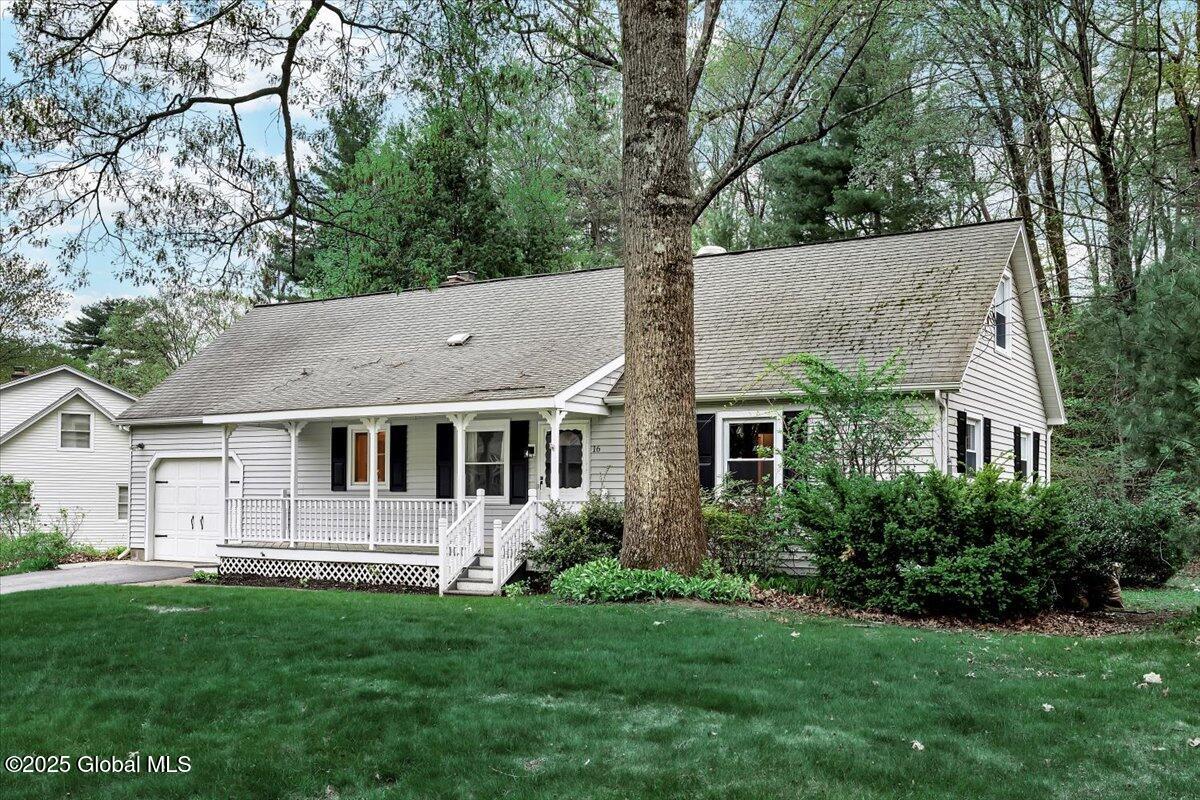 16 New Castle Road Halfmoon, NY 12065 - Photo 1 of 38 02-P1408246