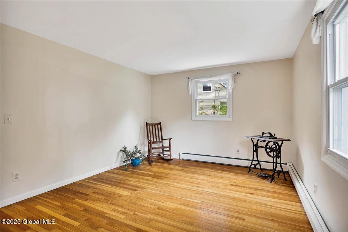 16 New Castle Road Halfmoon, NY 12065 - Photo 15 of 38 10-P1408312 -1