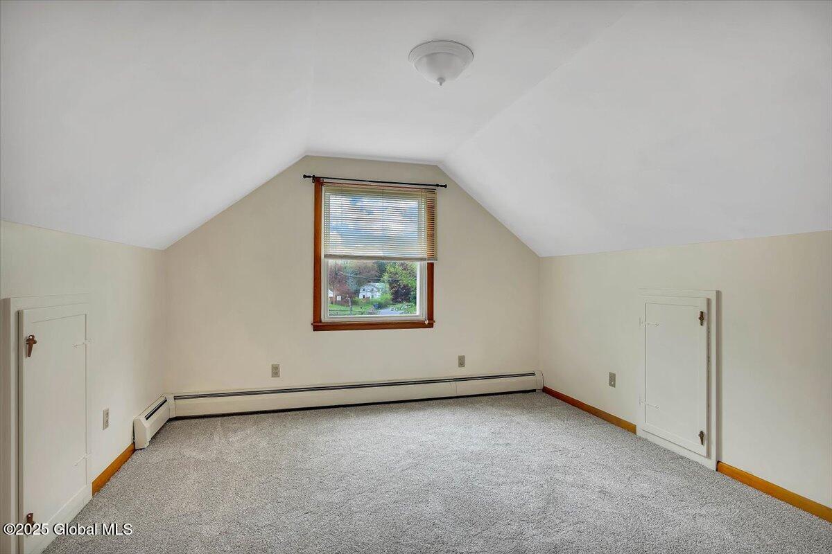 16 New Castle Road Halfmoon, NY 12065 - Photo 21 of 38 22-P1408403 -1