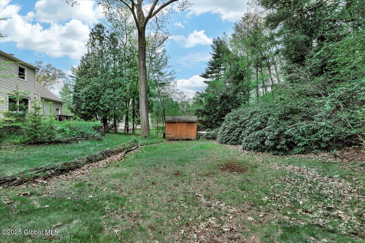 16 New Castle Road Halfmoon, NY 12065 - Photo 35 of 38 40-P1408266